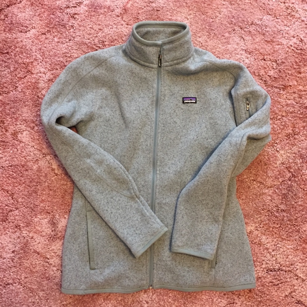 Women’s zip up Patagonia fleece size medium